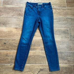 Athleta Skulptek Jeans Size 8